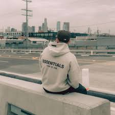 Essentials Hoodie – The Timeless Luxury Streetwear Icon for Every Generation
