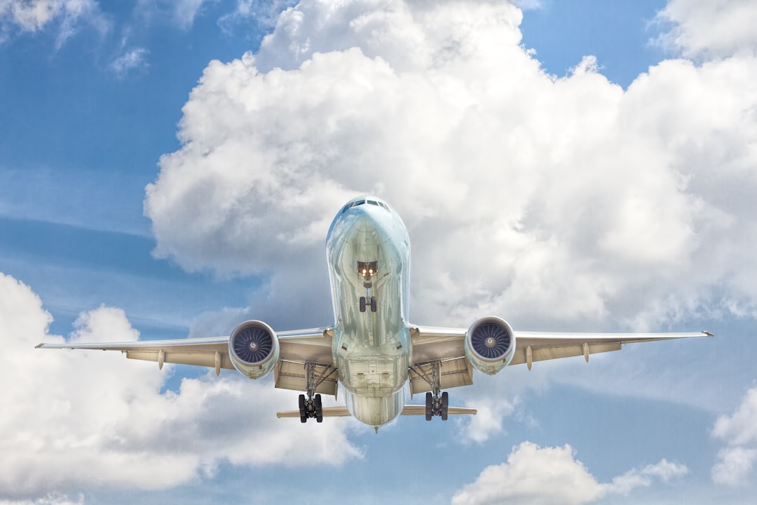 Abbotsford to Toronto Flights Guide: Cheapest Months, Direct Flights & Price Comparison